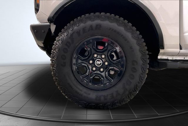 Used 2022 Ford Bronco Wildtrak image 11