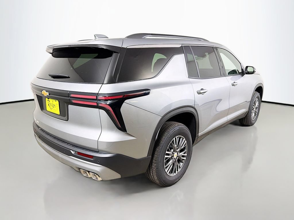 New 2026 Chevrolet Traverse LT w/ LPO, Floor Liner Package AWD/4WD image 5