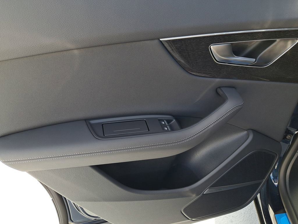 New 2026 Audi Q8 Premium Plus image 29