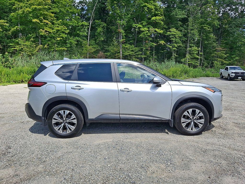 Used 2023 Nissan Rogue SV AWD/4WD image 25
