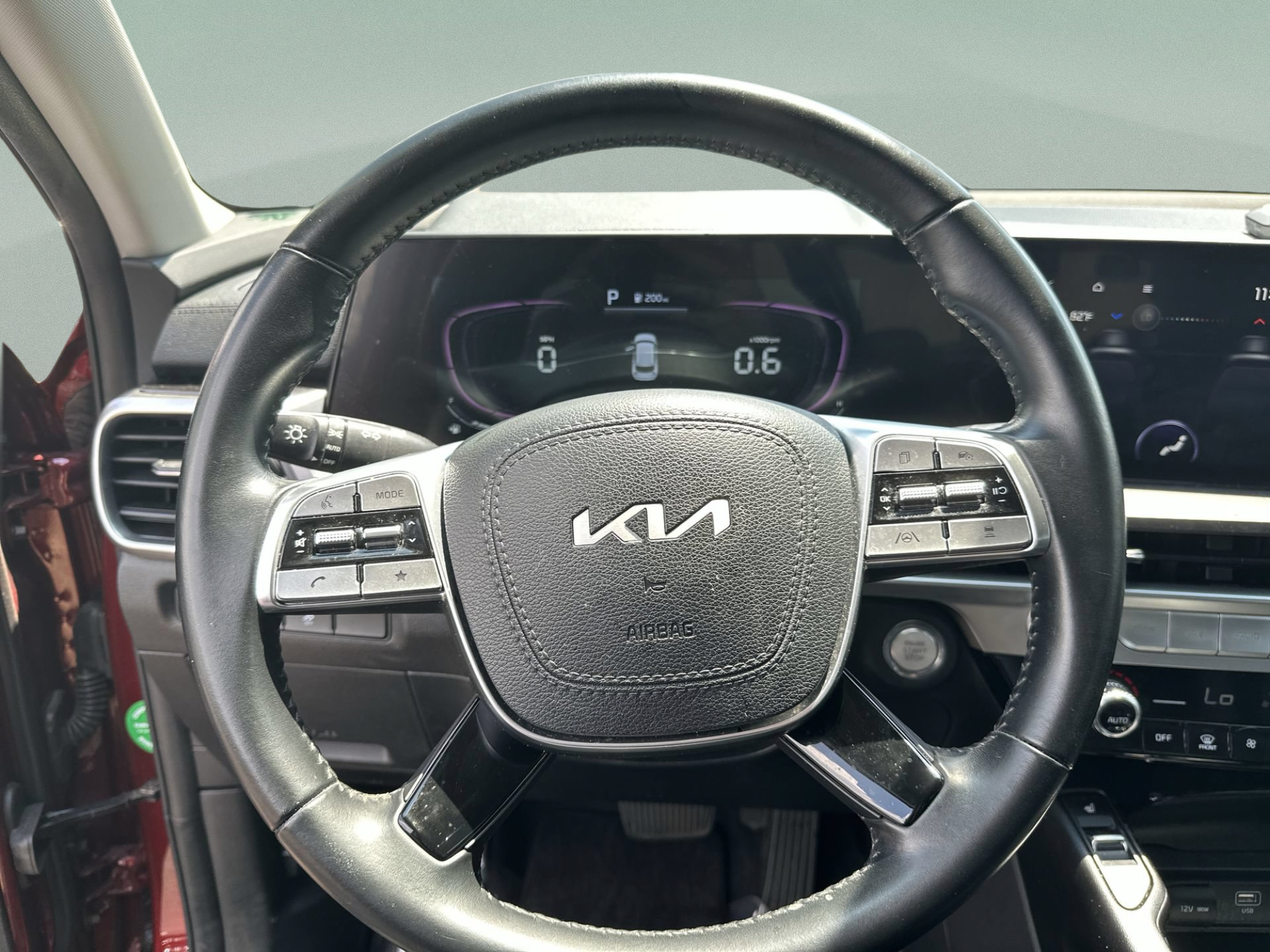 Used 2024 Kia Telluride S w/ S Sunroof Package FWD image 11