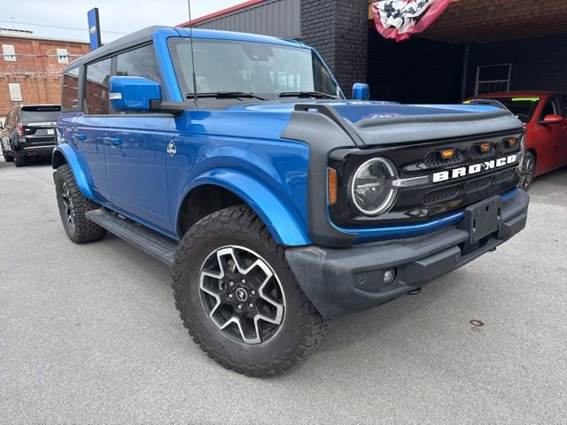 Used 2023 Ford Bronco Outer Banks image 3