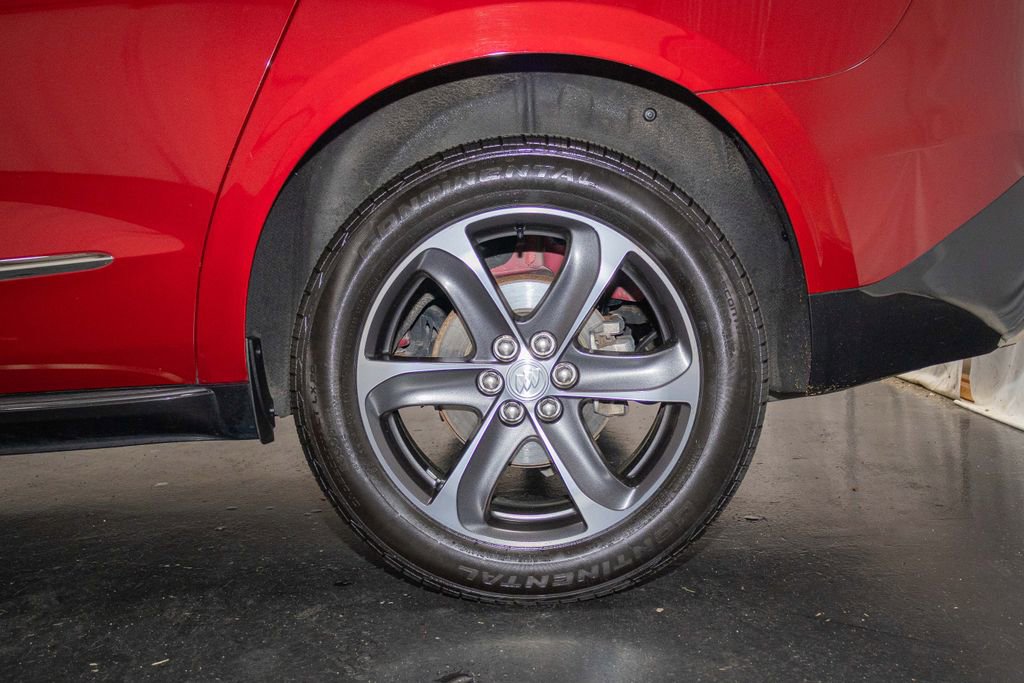 Used 2019 Buick Enclave Essence w/ LPO, Touring Package image 7