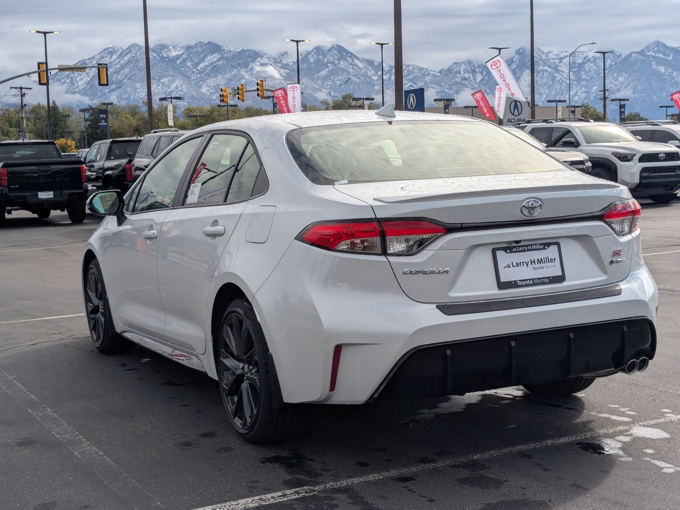 New 2026 Toyota Corolla SE image 3
