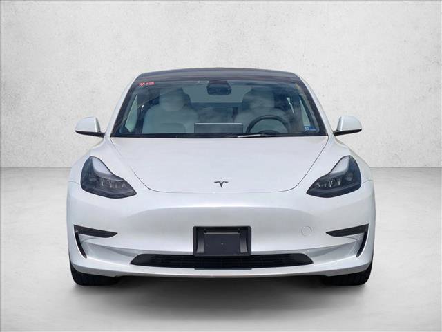 Used 2023 Tesla Model 3 Standard Range image 2