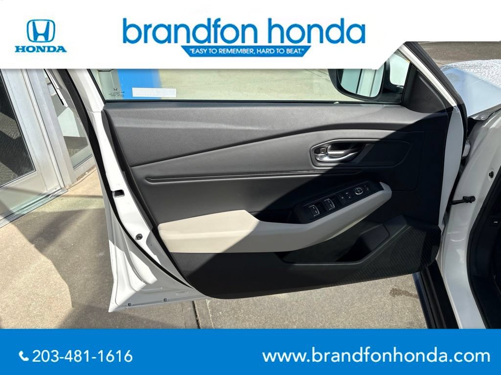 Used 2024 Honda Accord EX image 12