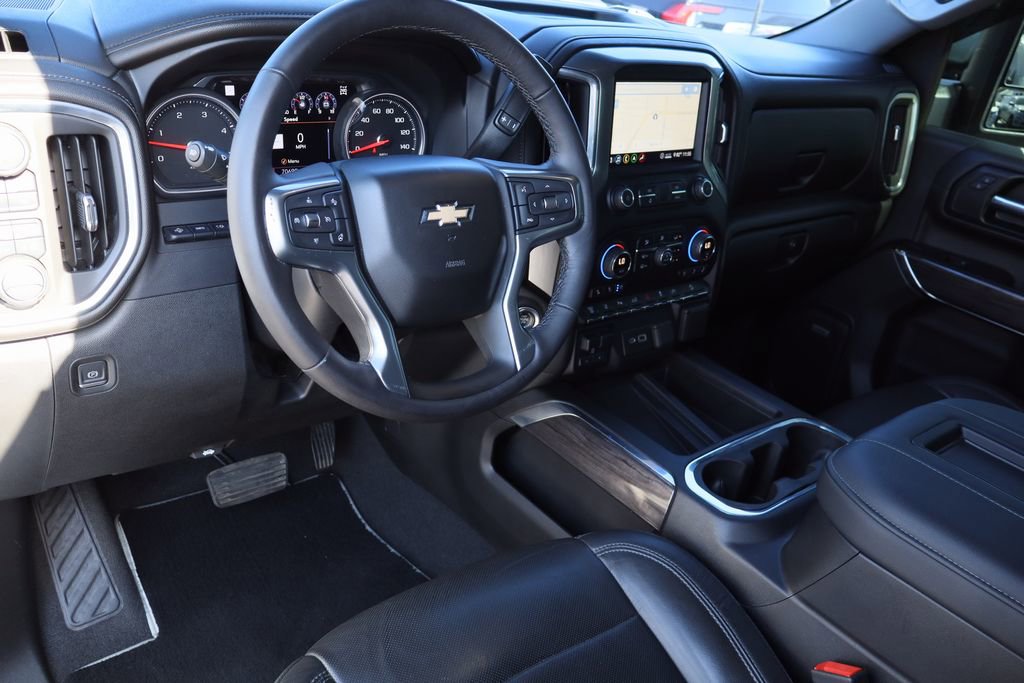 Used 2020 Chevrolet Silverado 2500 LTZ w/ Technology Package image 11