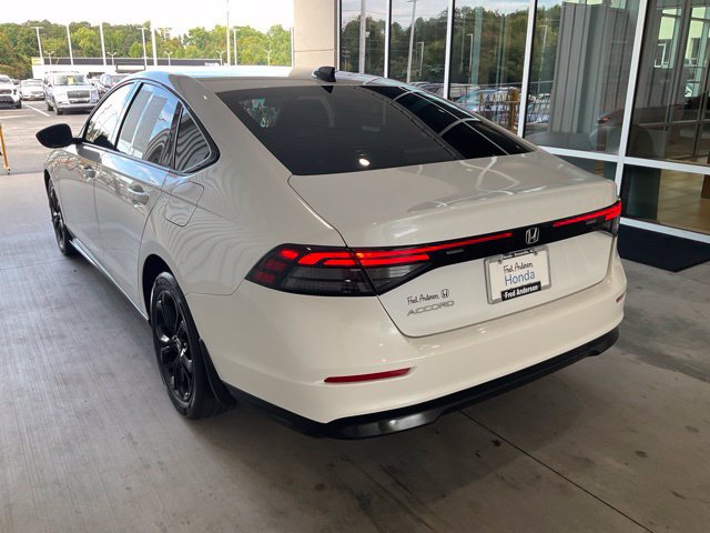 Certified 2025 Honda Accord SE image 19