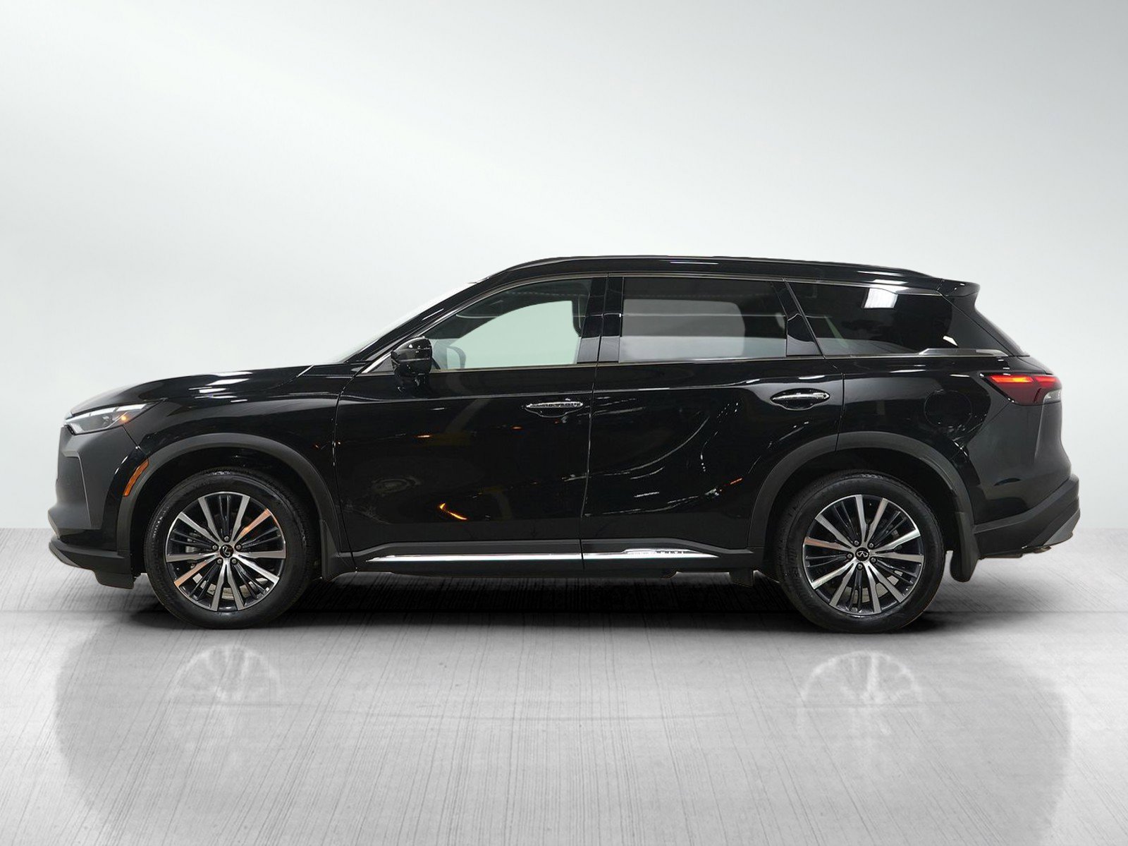 Used 2025 INFINITI QX60 Autograph AWD/4WD image 2