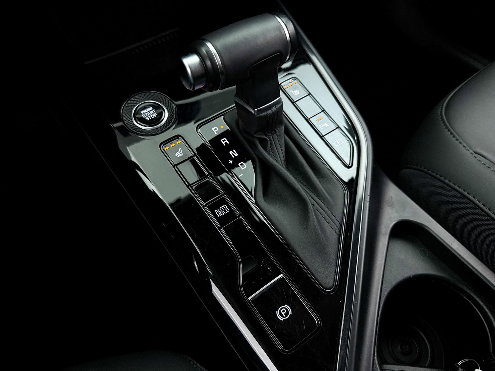 Certified 2025 Kia Niro EX image 27