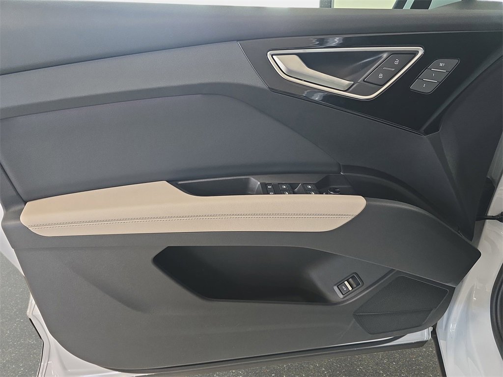 New 2026 Audi Q4 e-tron Premium Plus image 21