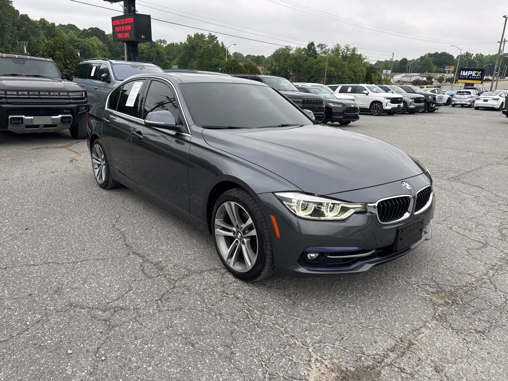 Used 2018 BMW 330i xDrive Sedan w/ Convenience Package AWD/4WD image 7