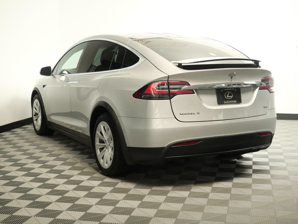 Used 2016 Tesla Model X 75D AWD/4WD image 7