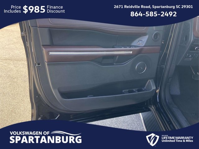 Used 2023 Ford Expedition Max Limited image 14