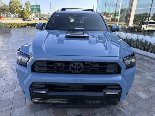 Used 2025 Toyota 4Runner TRD Sport Premium AWD/4WD image 7