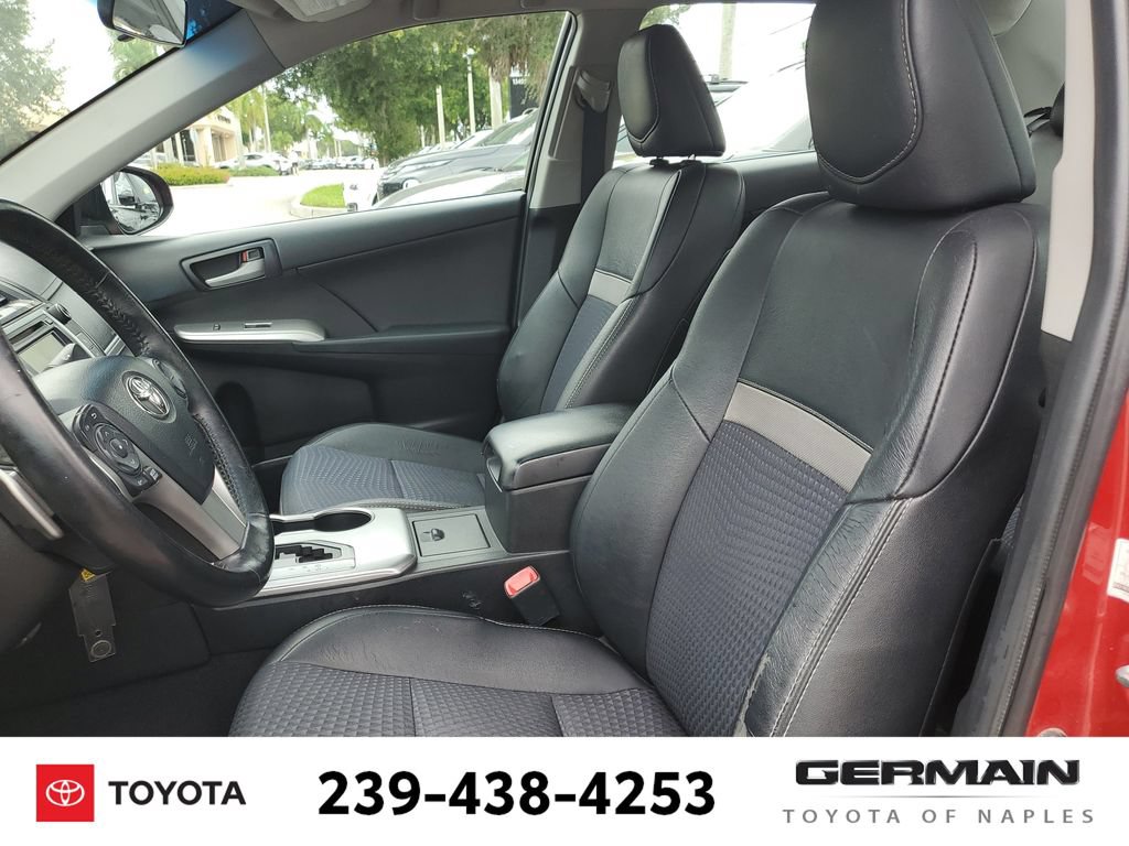 Used 2013 Toyota Camry SE FWD image 19