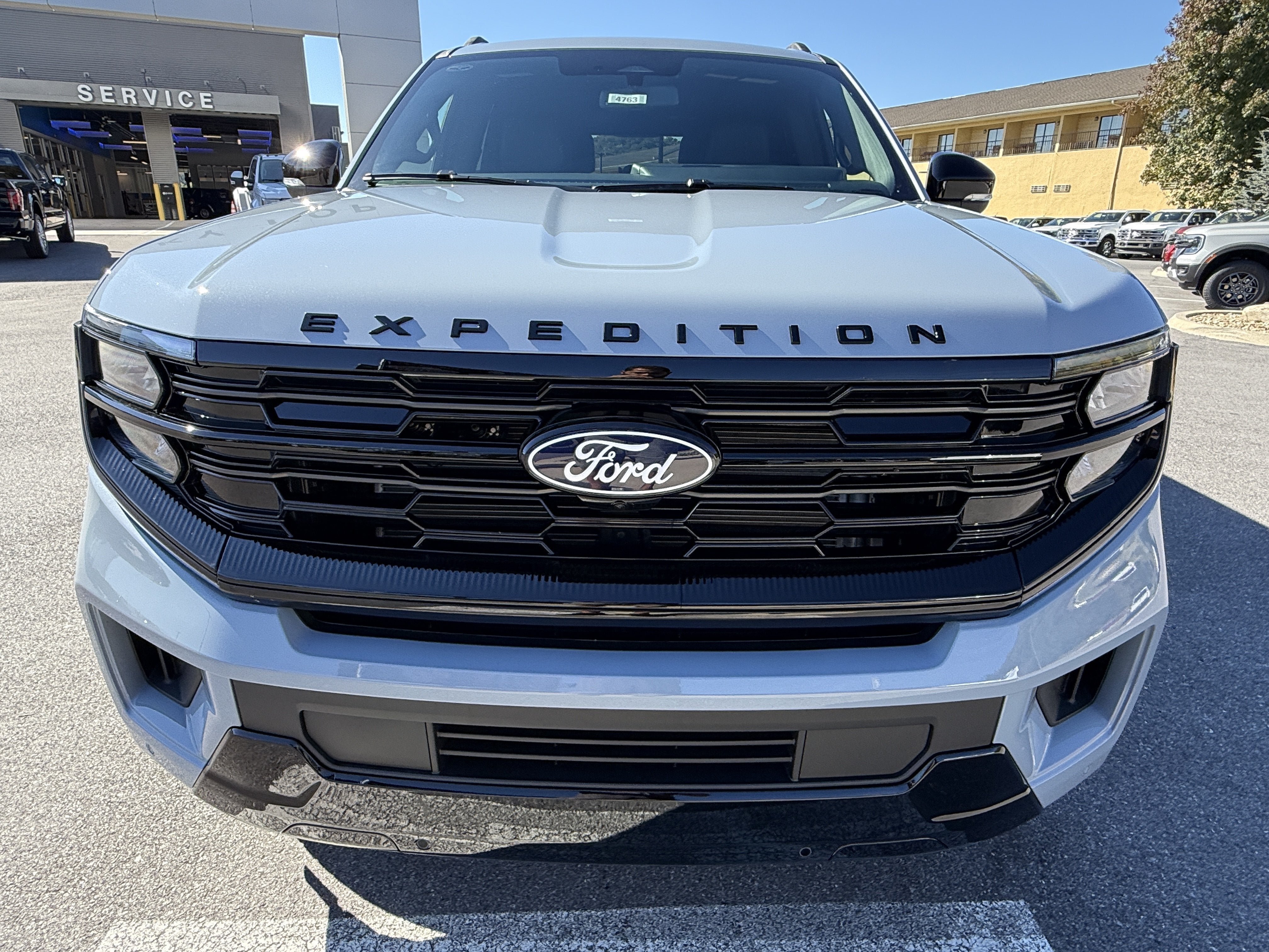New 2027 Ford Expedition Max Platinum w/ Stealth Appearance Package AWD/4WD image 2