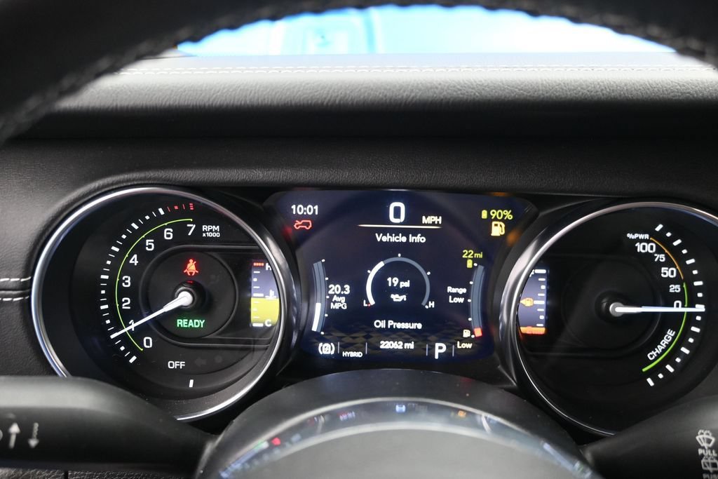 Used 2022 Jeep Wrangler Unlimited Sahara AWD/4WD image 14