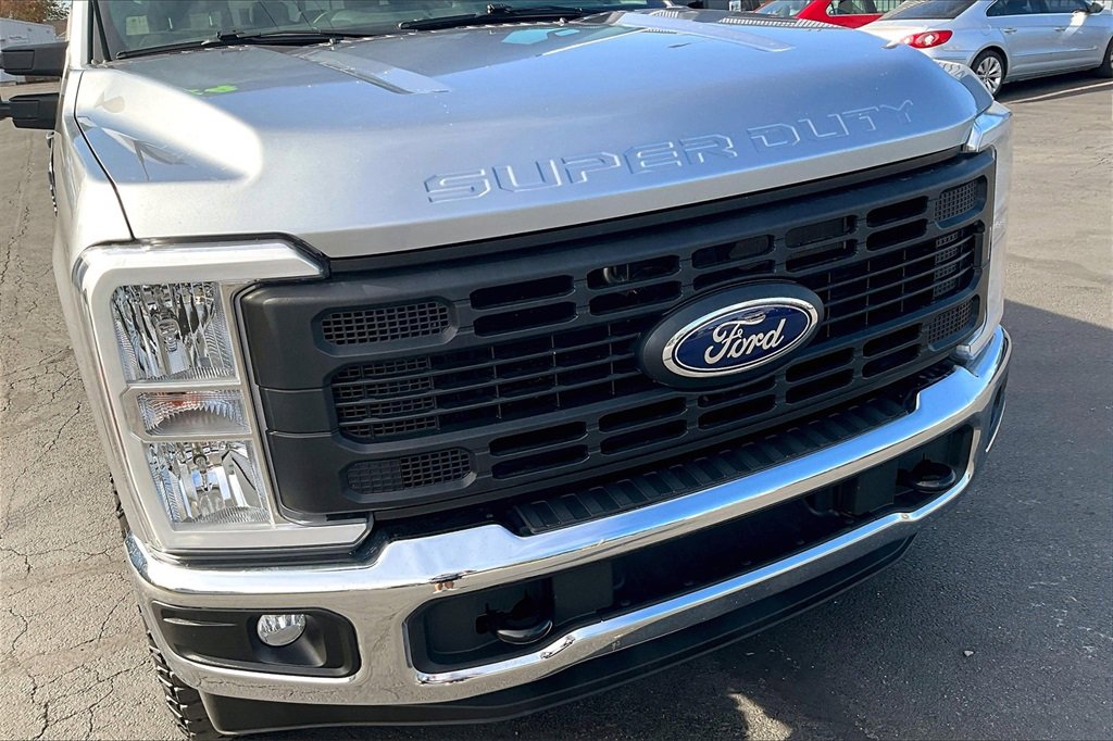 Used 2024 Ford F250 XL w/ XL Off-Road Package image 30
