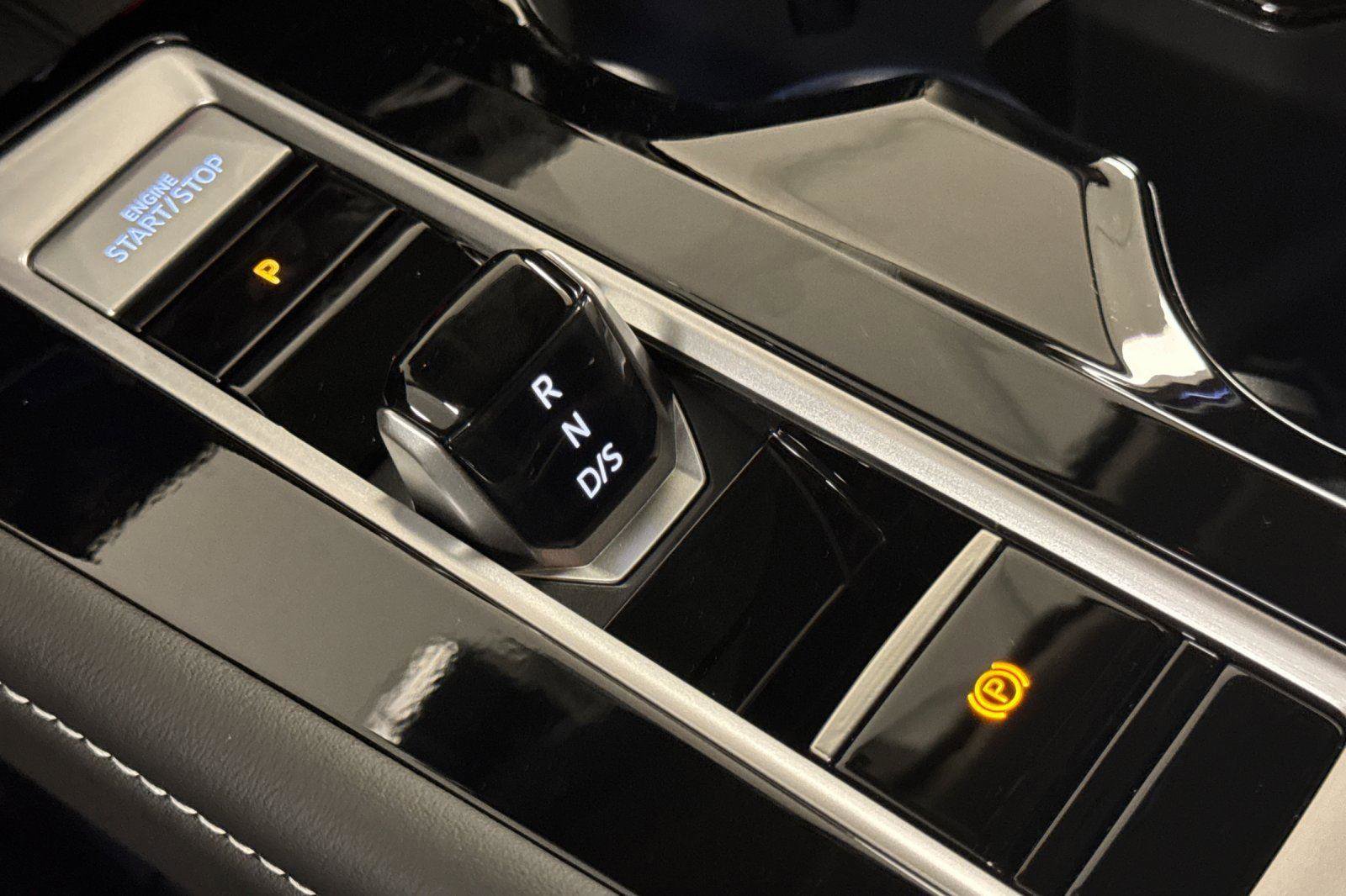 New 2026 Volkswagen Atlas SE image 21