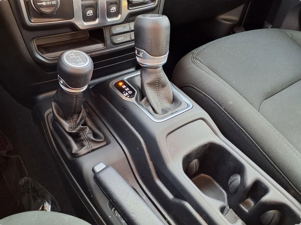 Used 2020 Jeep Wrangler Sport image 10