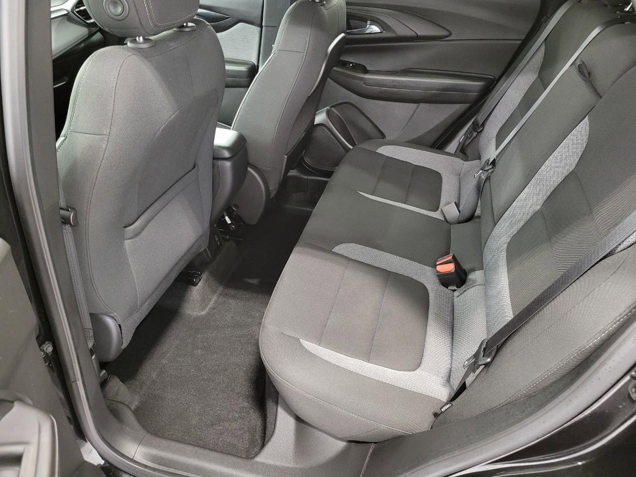 Used 2024 Chevrolet TrailBlazer LT w/ Convenience Package FWD image 21
