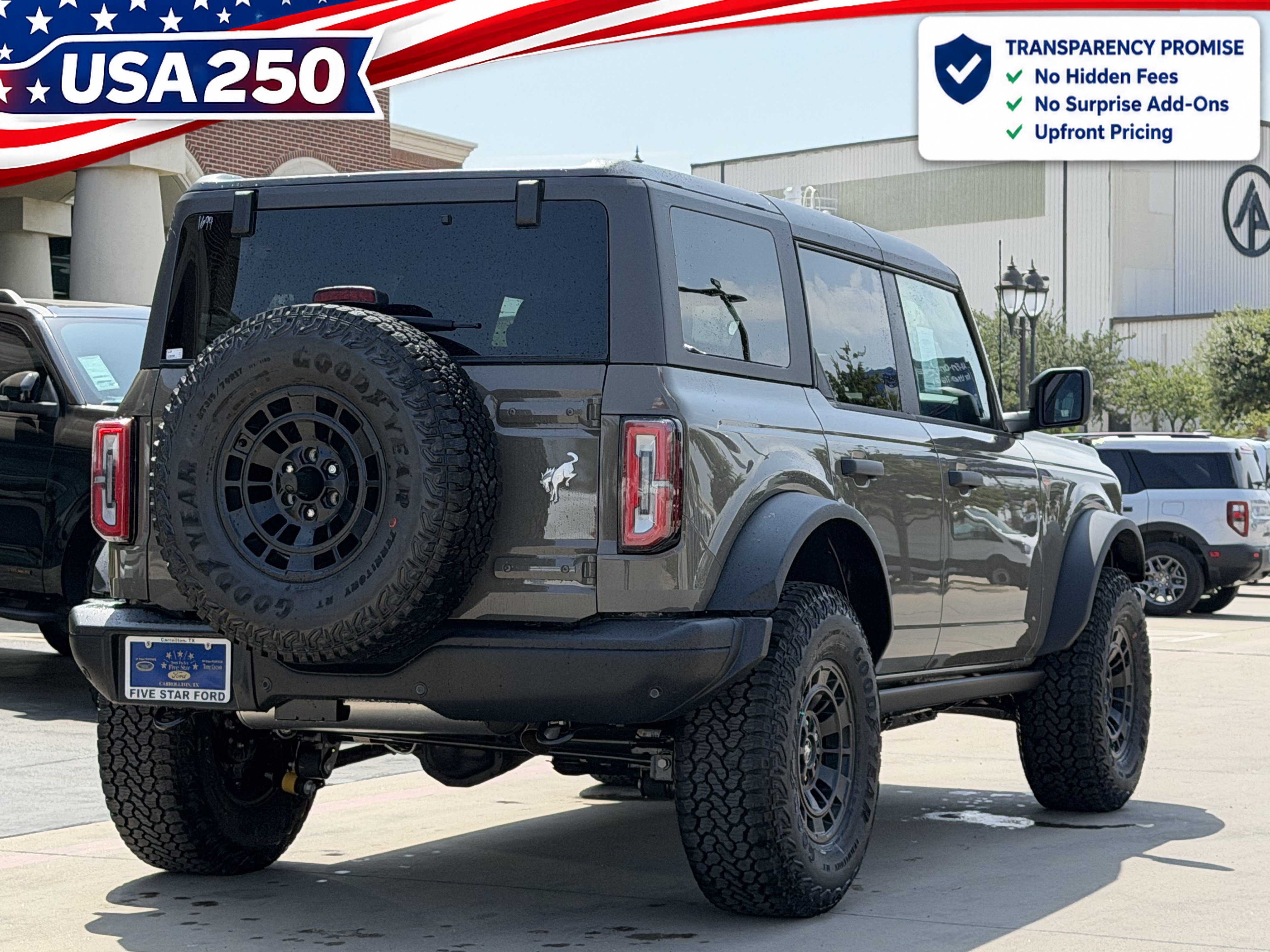 New 2026 Ford Bronco Badlands AWD/4WD image 4