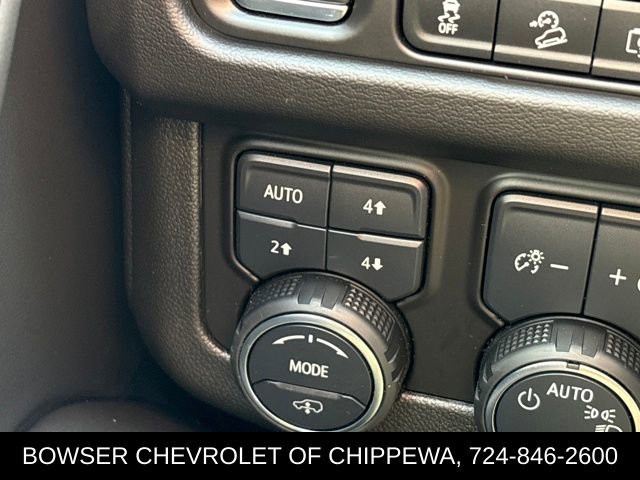 Certified 2024 Chevrolet Suburban High Country image 22