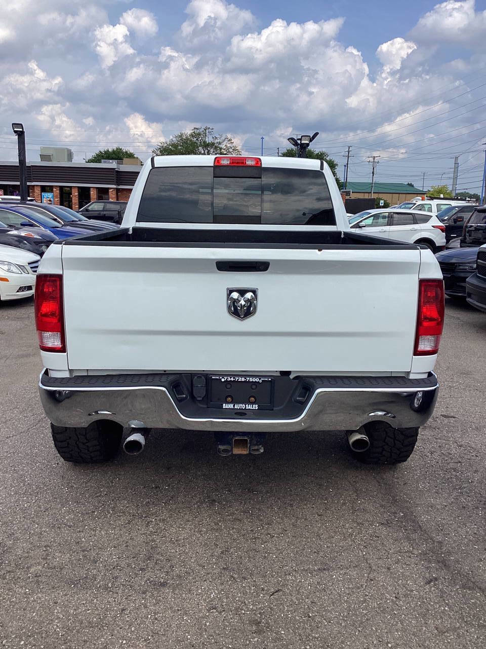 Used 2017 RAM 2500 SLT image 8