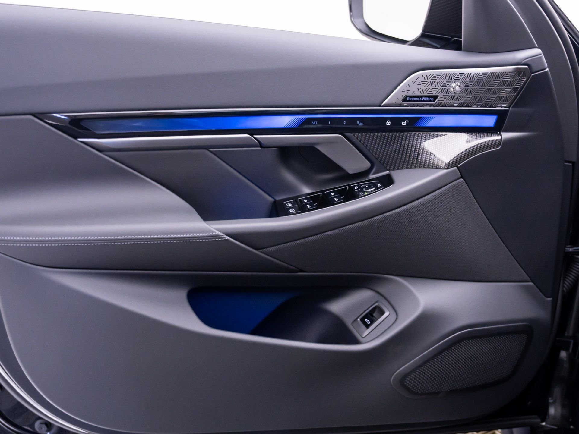 New 2027 BMW M5 w/ Carbon Package AWD/4WD image 14