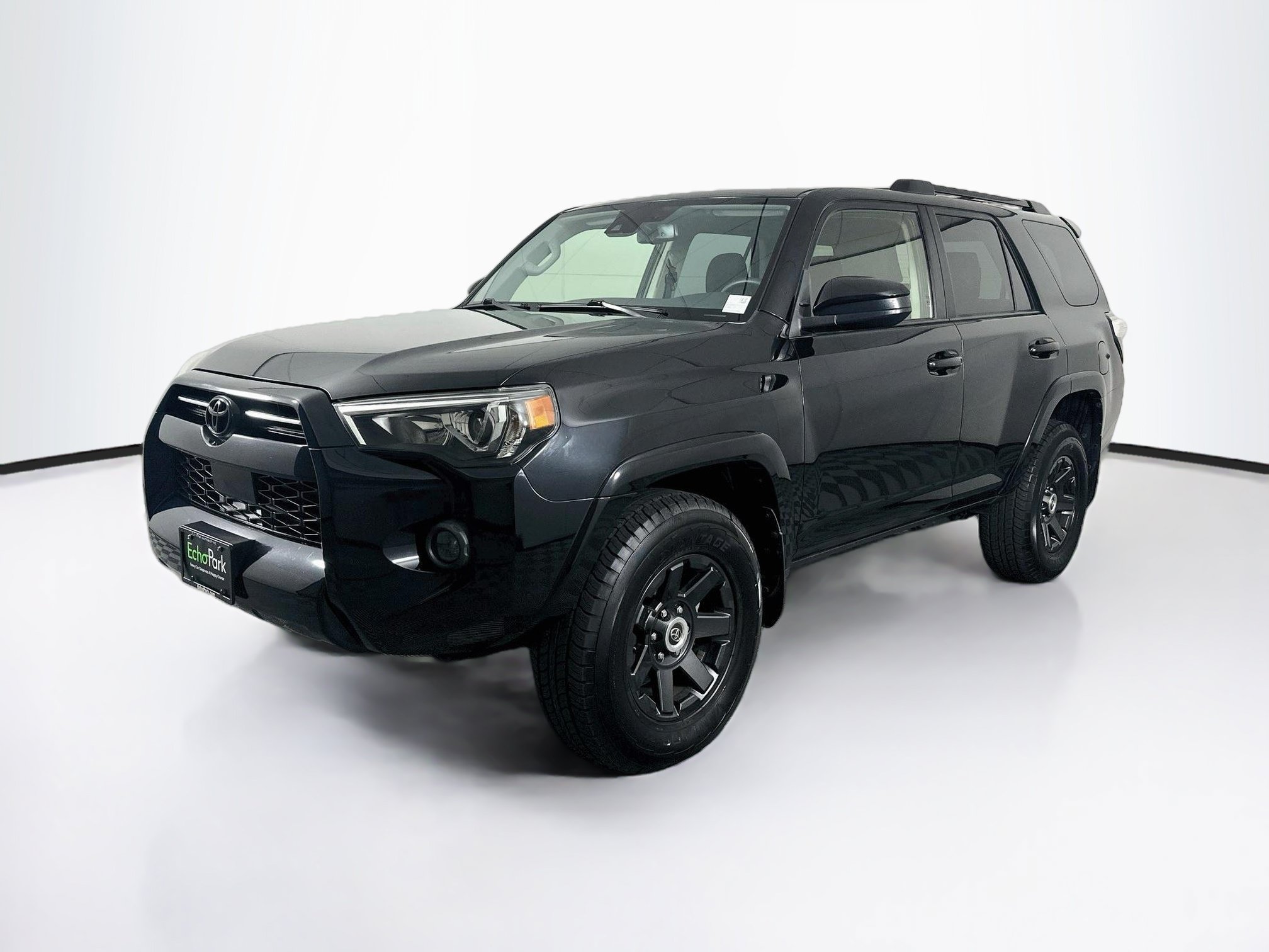 Used 2022 Toyota 4Runner Trail Special Edition AWD/4WD image 3