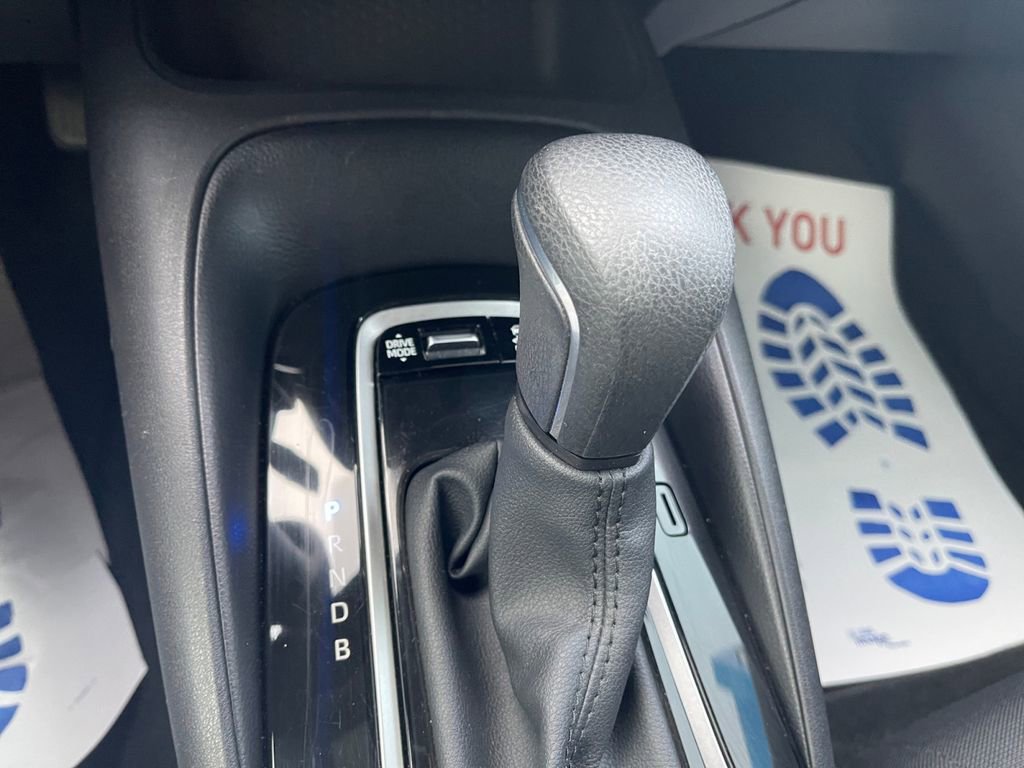 Used 2025 Toyota Corolla SE image 31