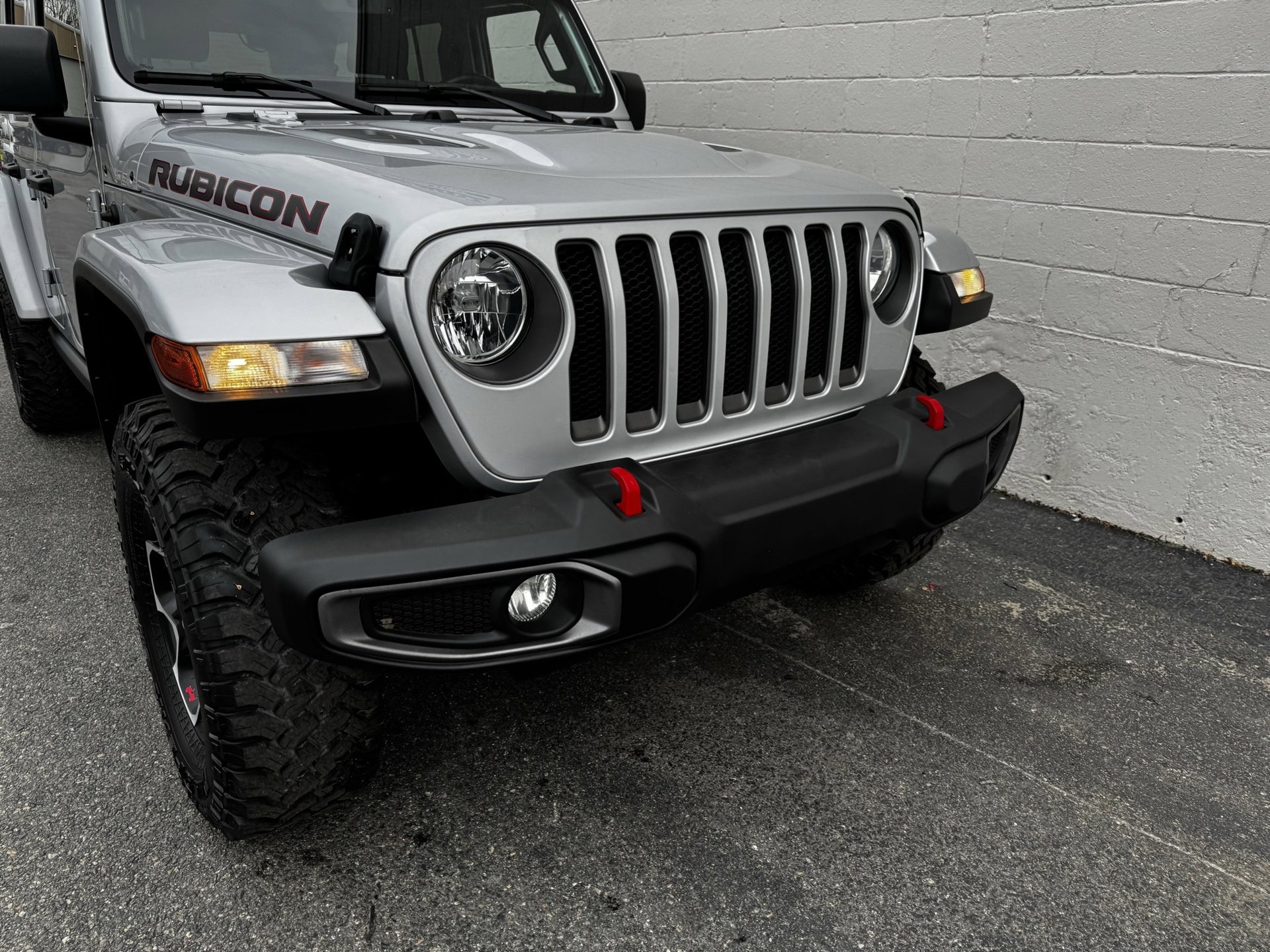 Used 2023 Jeep Wrangler Unlimited Rubicon w/ Cold Weather Group image 10