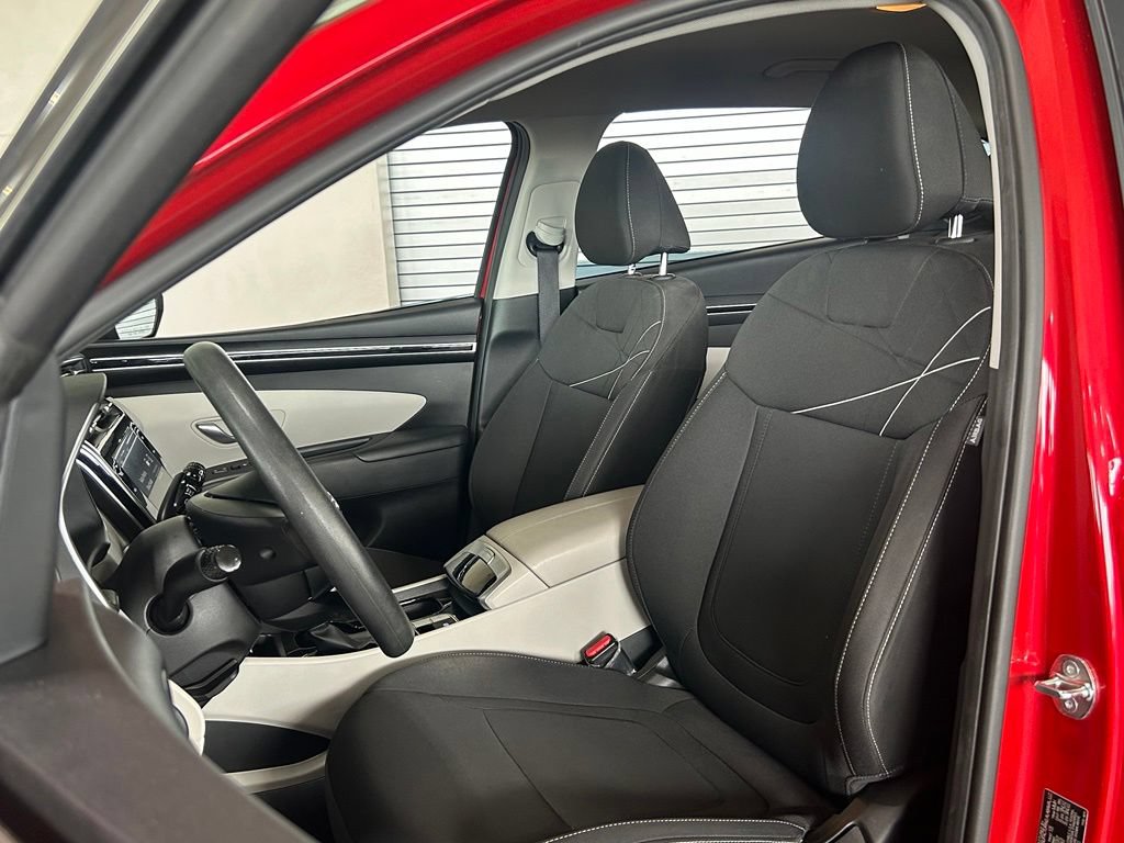 Used 2023 Hyundai Tucson SE FWD image 15