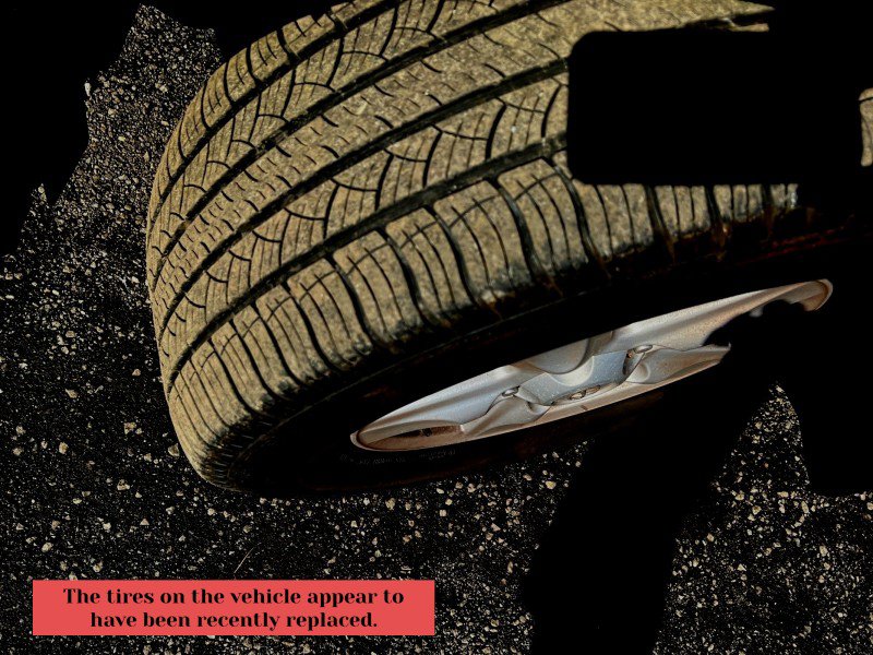 Used 2011 Toyota Land Cruiser w/ Upgrade Pkg image 34