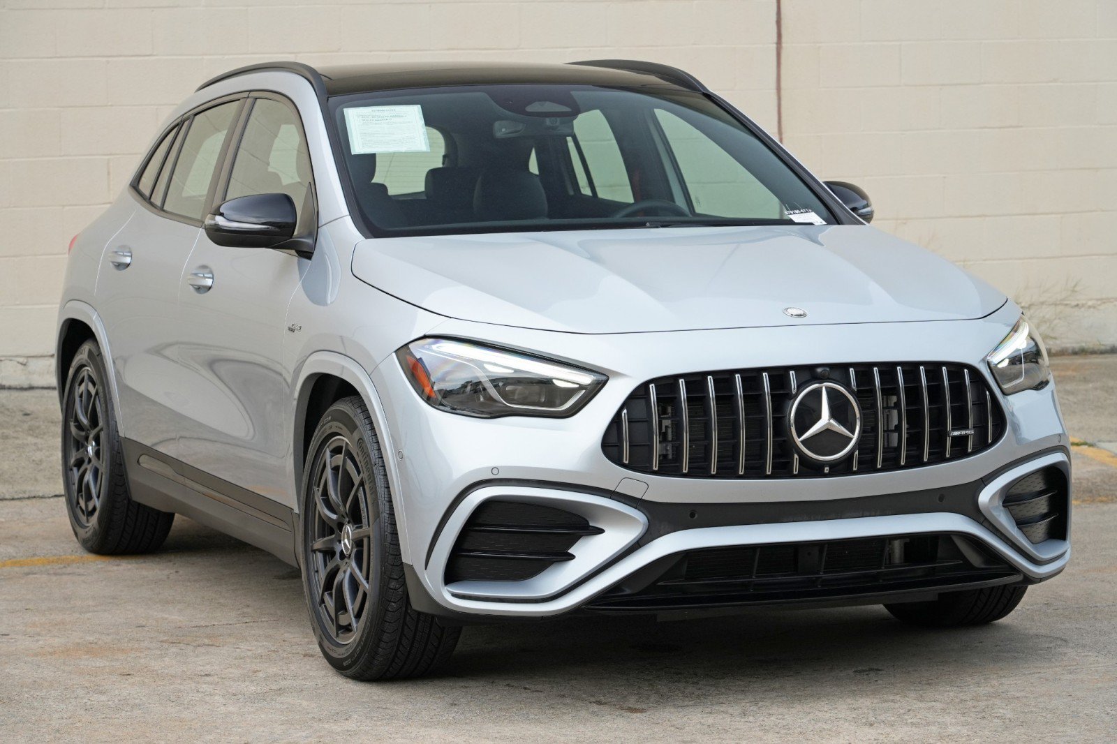 Used 2025 Mercedes-Benz GLA 35 AMG 4MATIC w/ Exclusive Trim Package image 59
