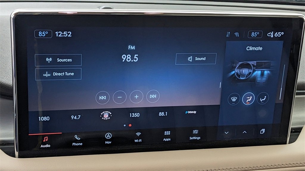 Used 2023 Lincoln Nautilus AWD w/ Premium Package image 23