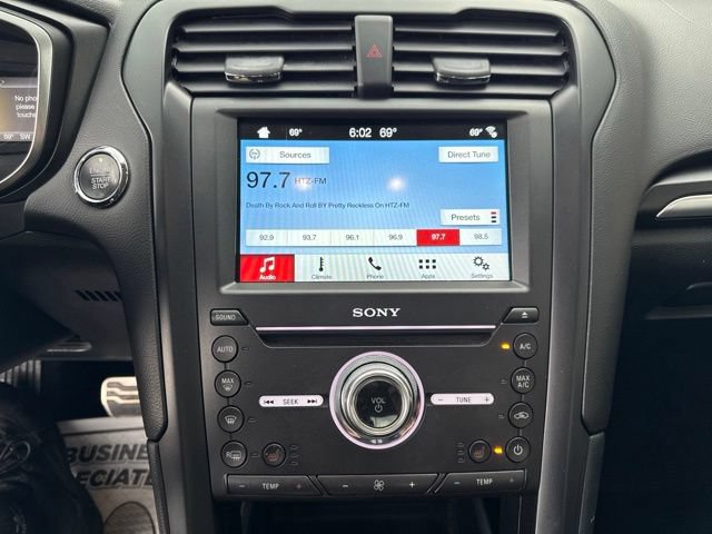 Used 2017 Ford Fusion Titanium FWD image 17