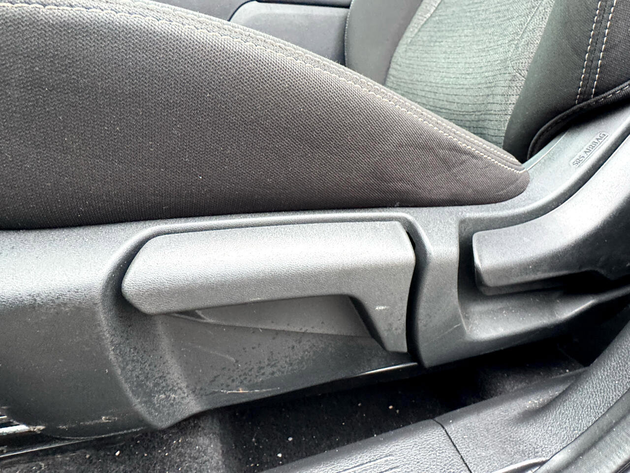 Used 2021 Nissan Rogue S image 25