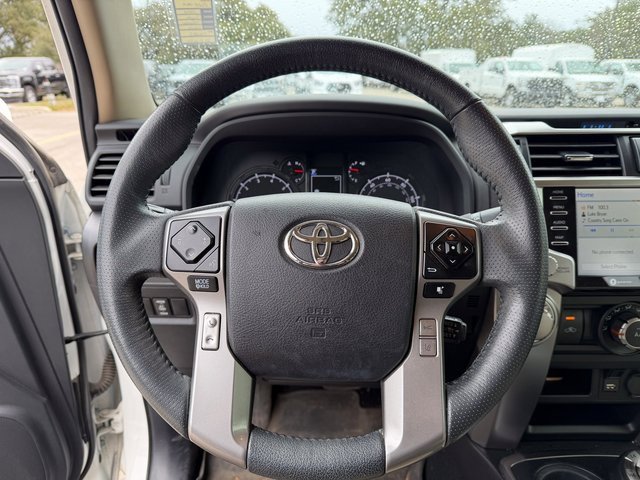 Used 2020 Toyota 4Runner SR5 Premium image 9