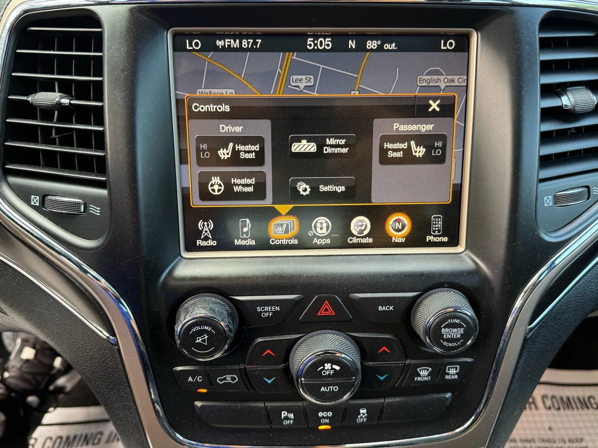 Used 2014 Jeep Grand Cherokee Limited AWD/4WD image 17