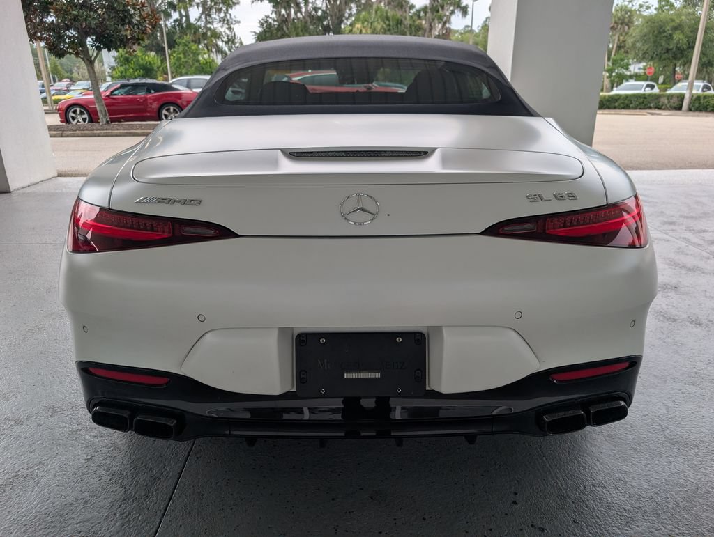 Used 2022 Mercedes-Benz SL 63 AMG 4MATIC w/ Driver Assistance Package image 6