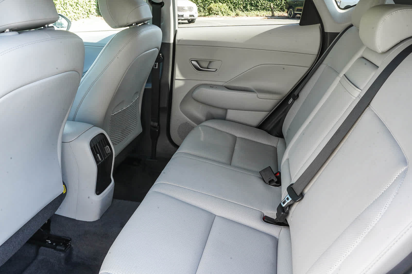 Used 2024 Hyundai Kona Limited AWD/4WD image 18