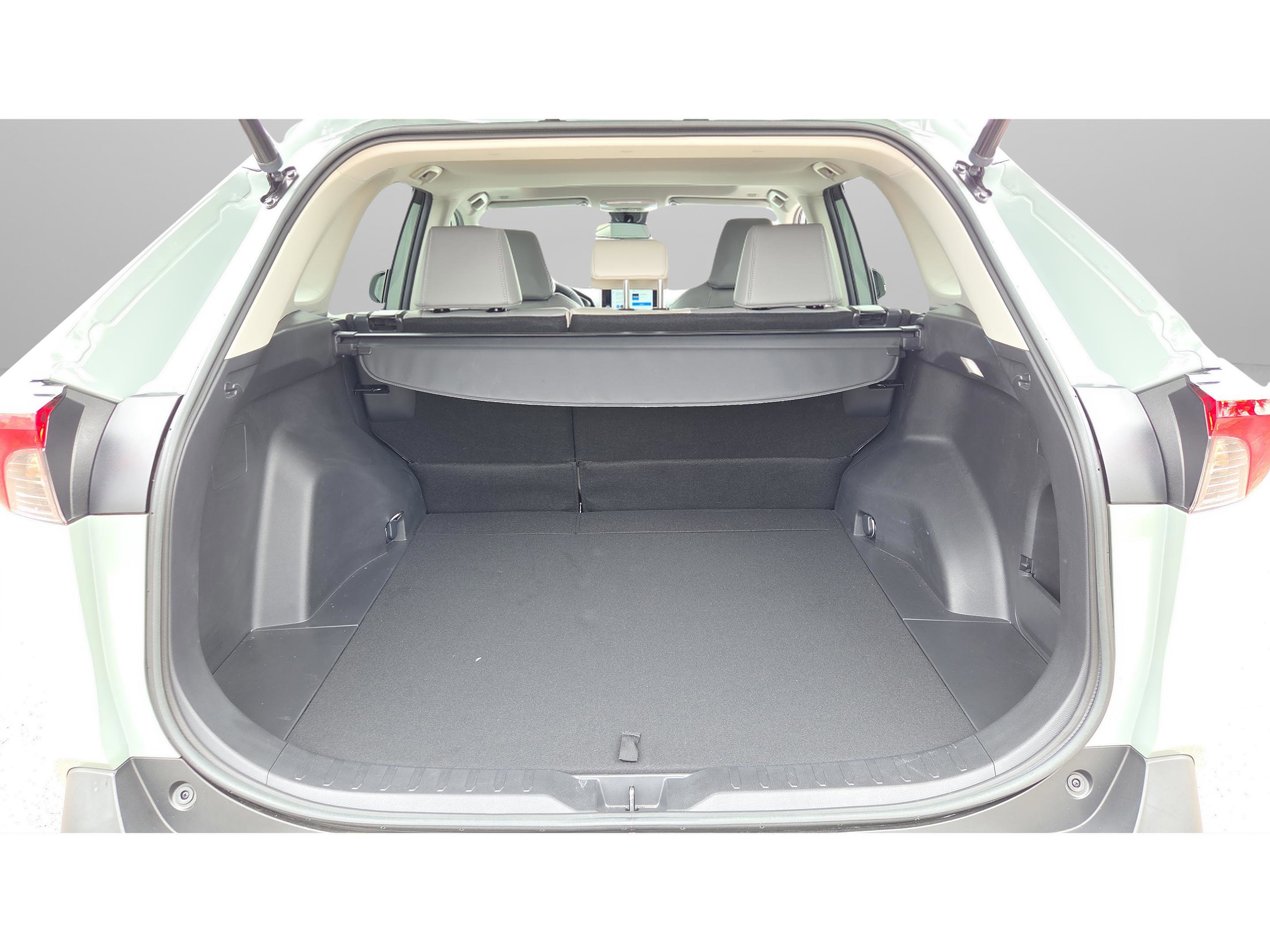 Used 2023 Toyota RAV4 XLE Premium image 32