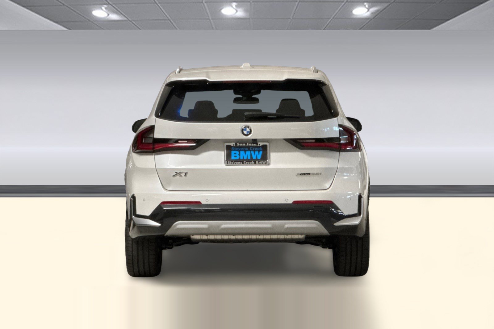 New 2026 BMW X1 xDrive28i w/ Technology Package AWD/4WD image 10
