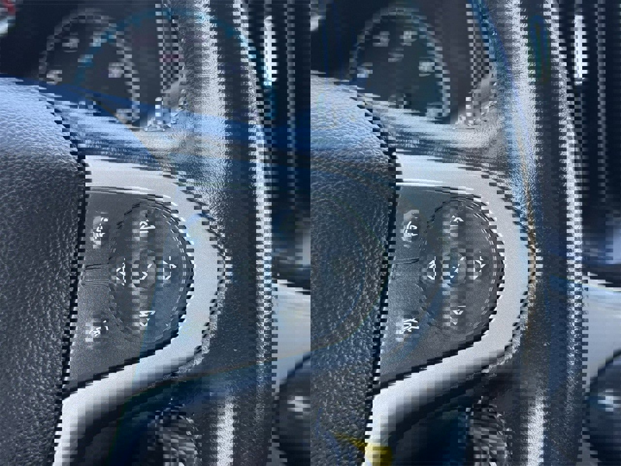 Used 2019 Chevrolet Colorado LT image 14