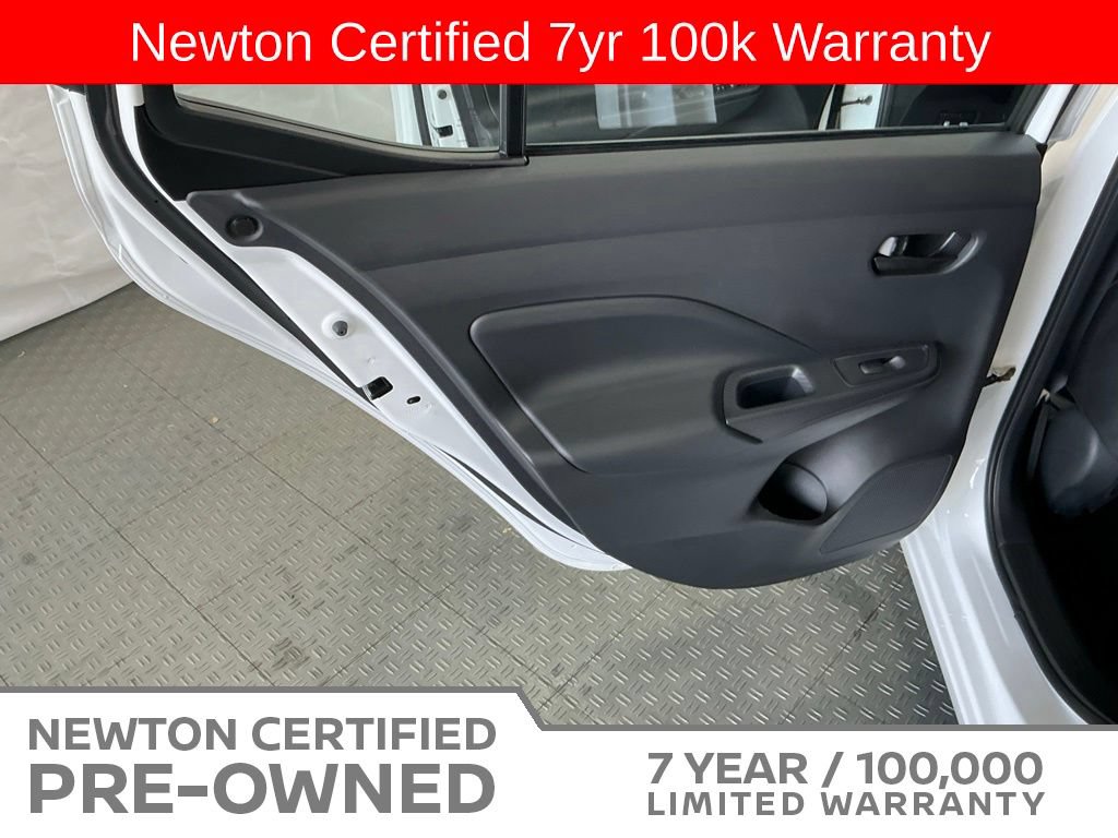 Used 2025 Nissan Versa S w/ Trunk Package FWD image 33