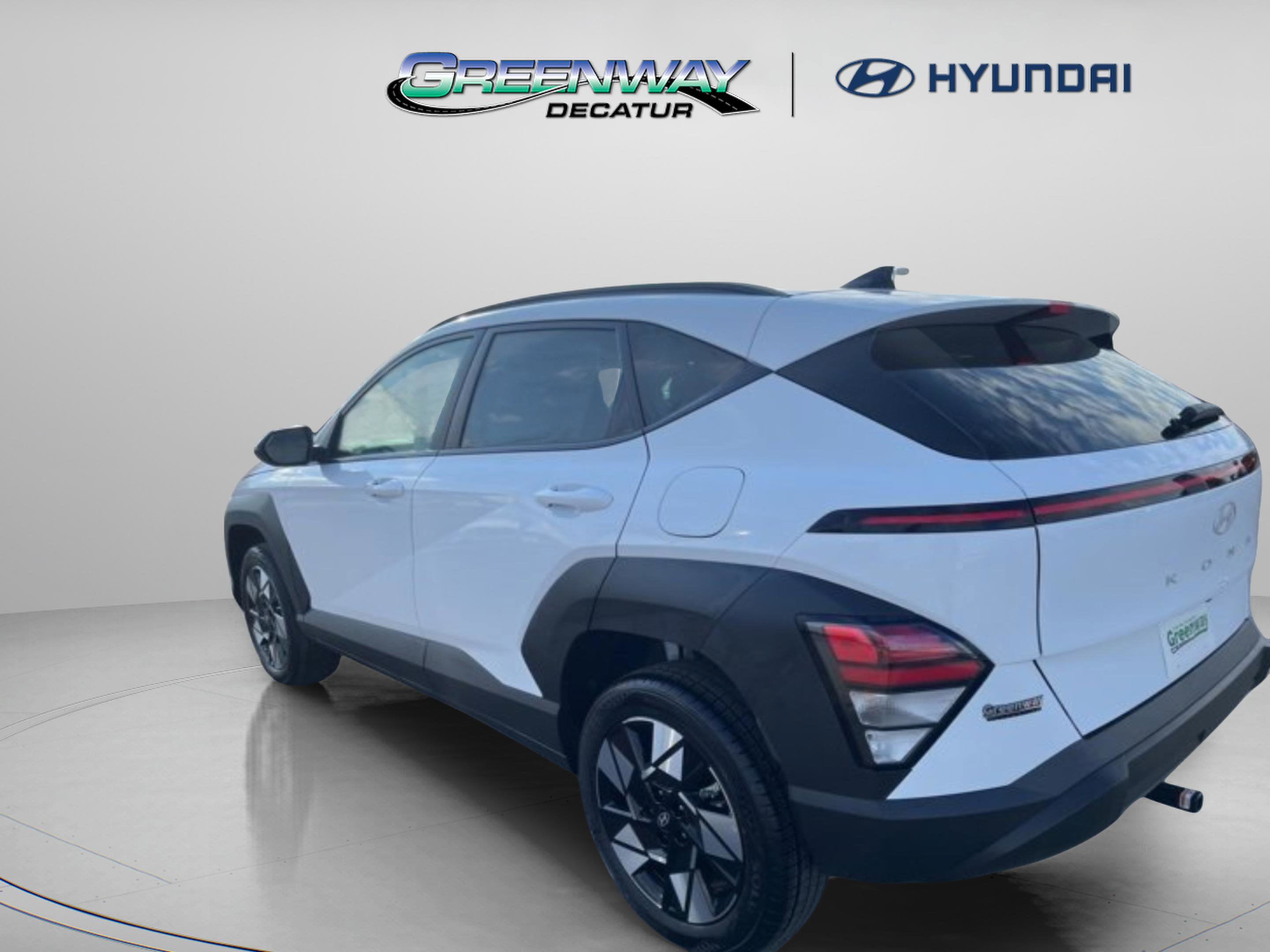Certified 2025 Hyundai Kona SEL AWD/4WD image 5