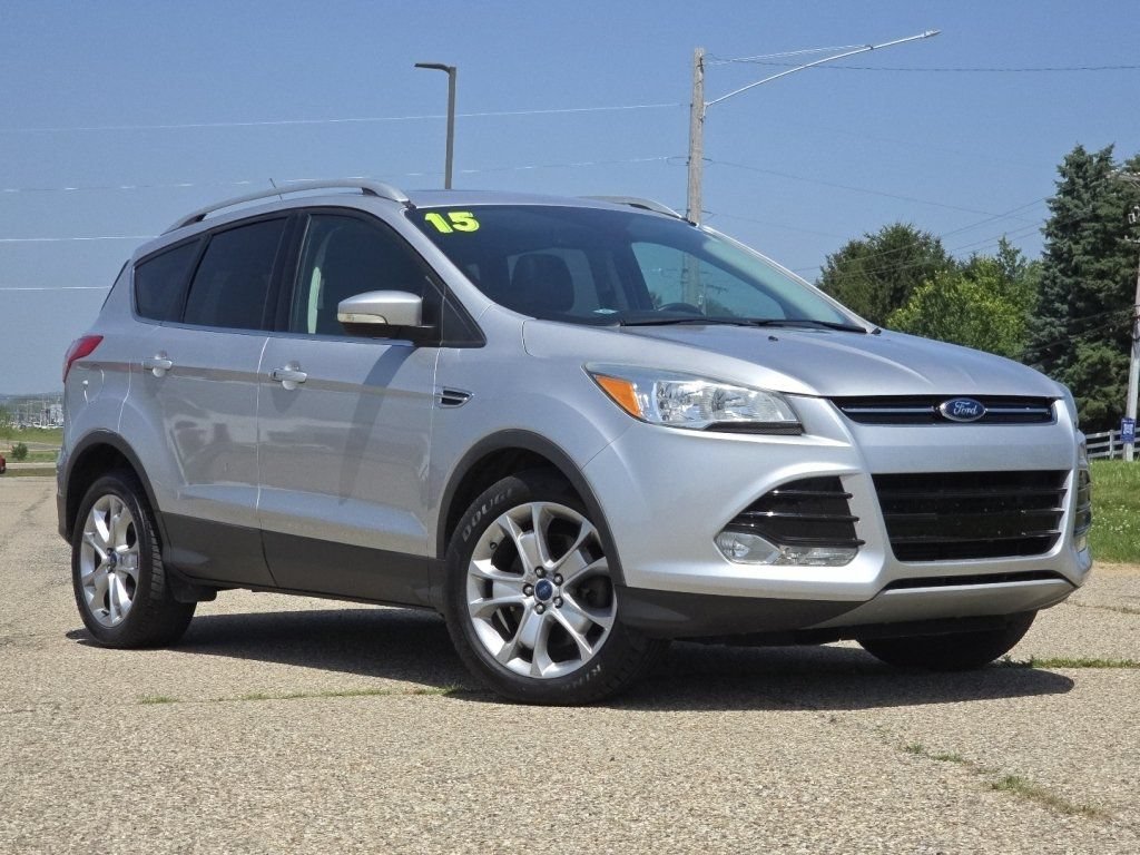 Used 2015 Ford Escape Titanium AWD/4WD image 2