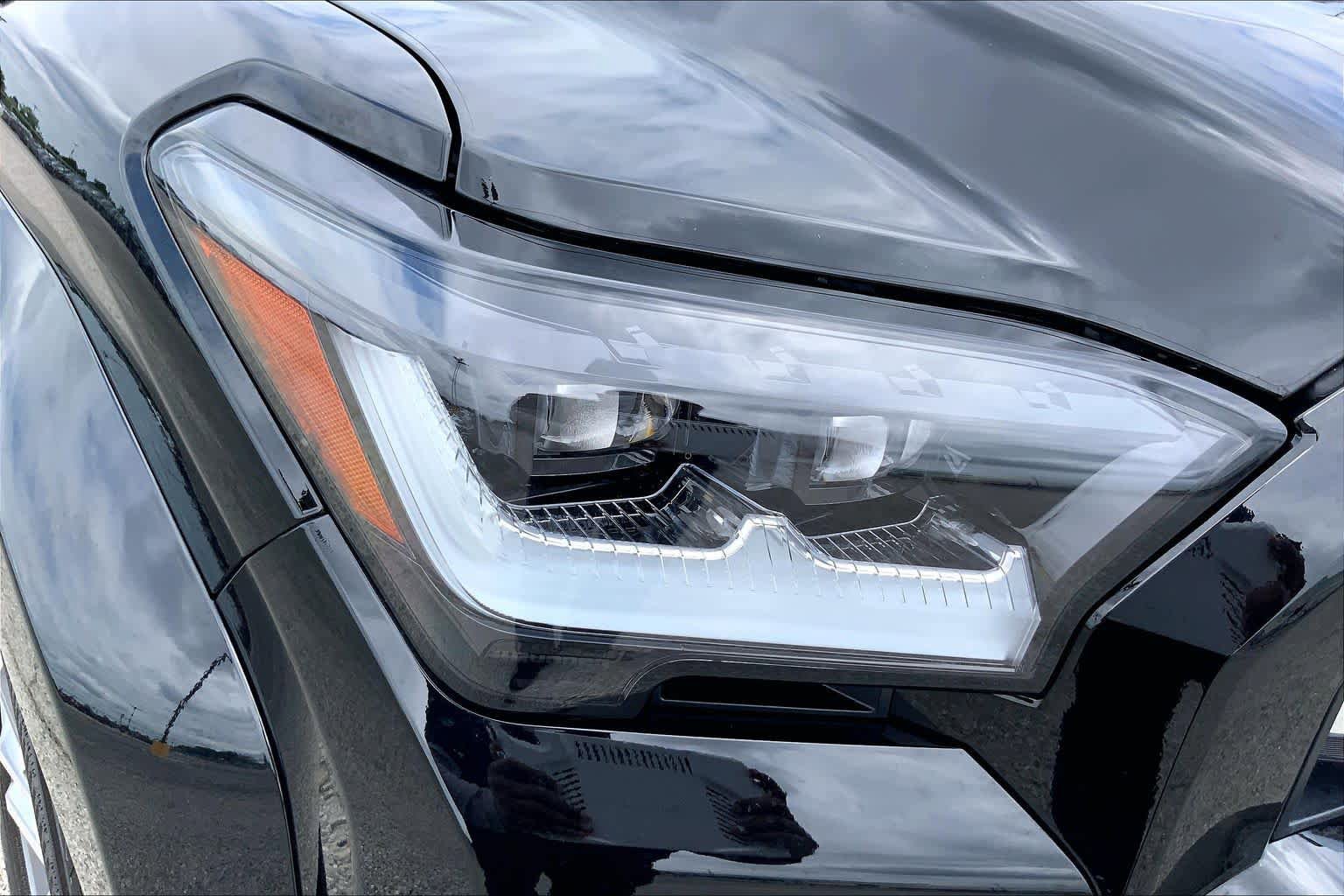 Certified 2025 Toyota 4Runner Limited AWD/4WD image 27